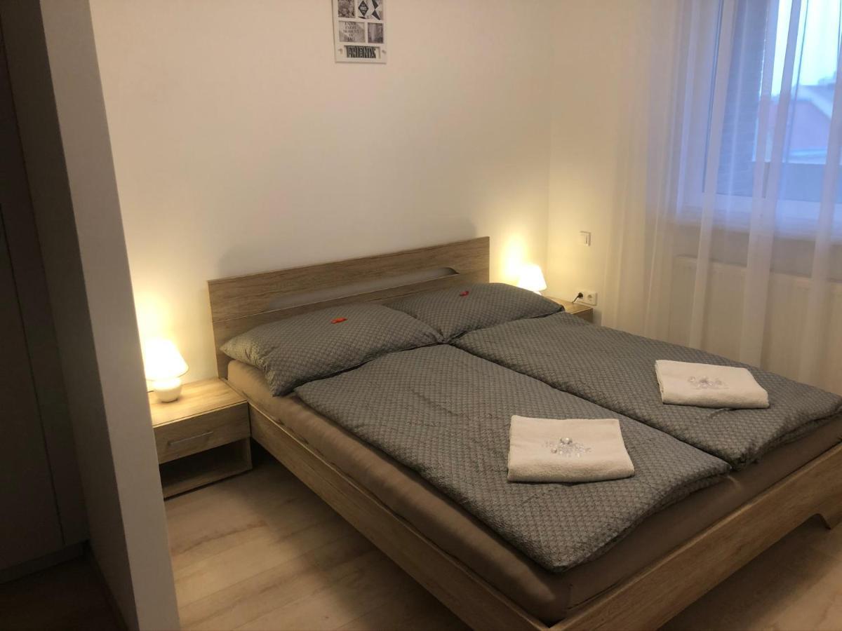 Diamond Apartman Debrecen Eksteriør billede